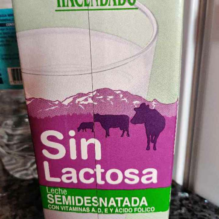 Leche semidesnatada sin lactosa HACENDADO Leche semidesnatada sin lactosa HACENDADO