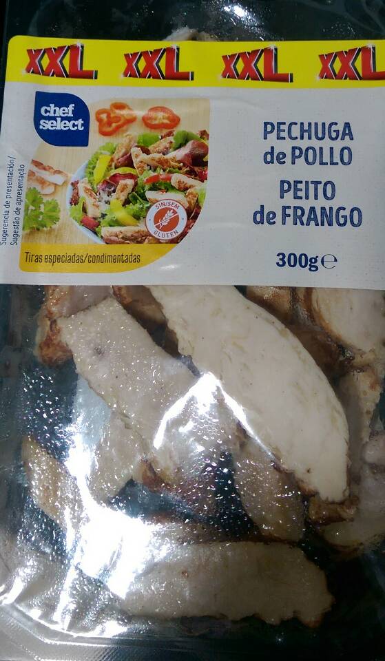 Tiras de pechuga de pollo cocidas y especiadas Tiras de pechuga de pollo cocidas y especiadas