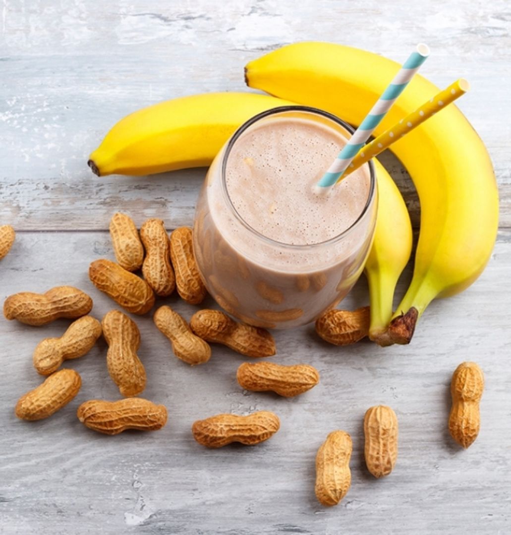 Batido de plátano y mantequilla de cacahuete Batido de plátano y mantequilla de cacahuete