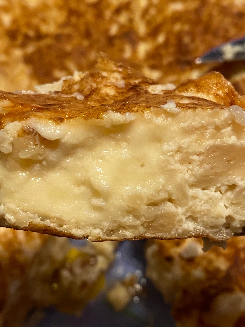 Tortilla de coliflor rellena de queso 