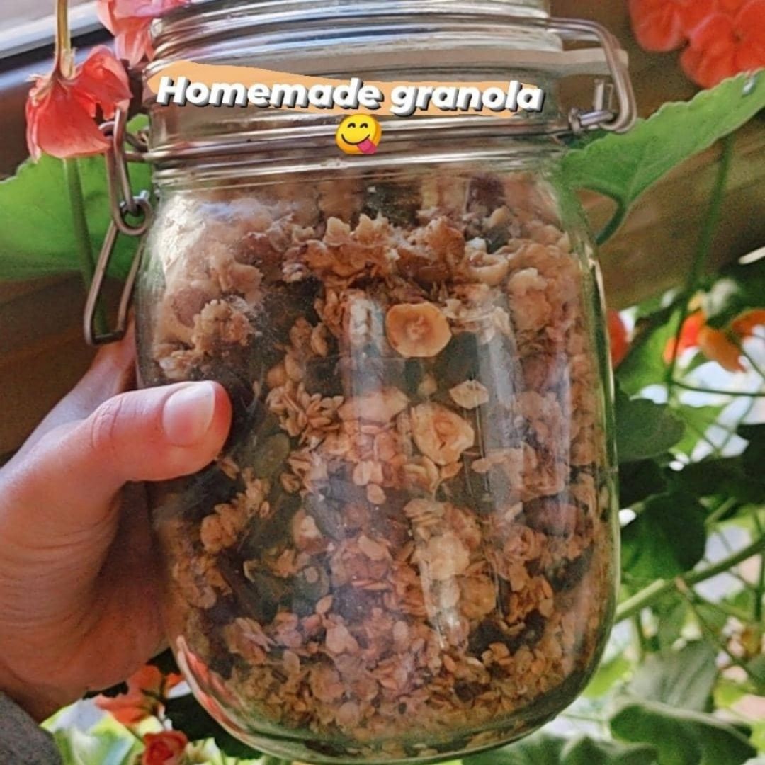 Homemade granola sarten