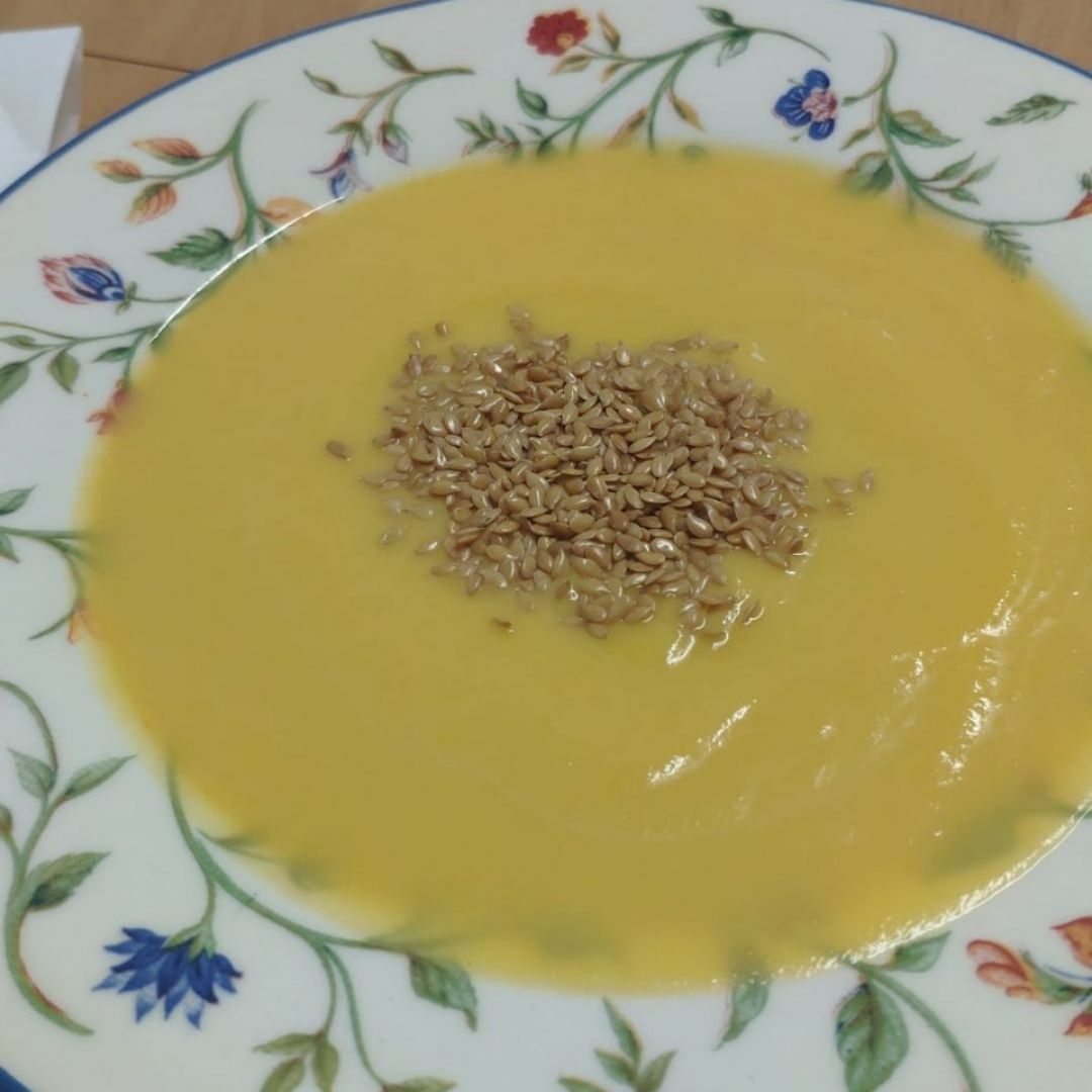 Puré de calabacín con semillas de lino Puré de calabacín con semillas de lino