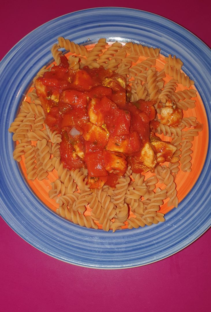 Macarrones de lentejas con tomate