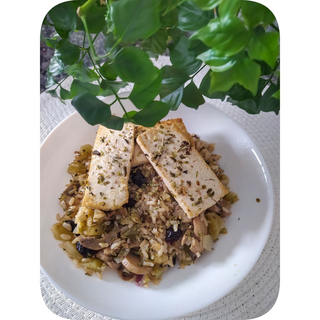 Arroz integral con tofu 🖤 Arroz integral con tofu 🖤