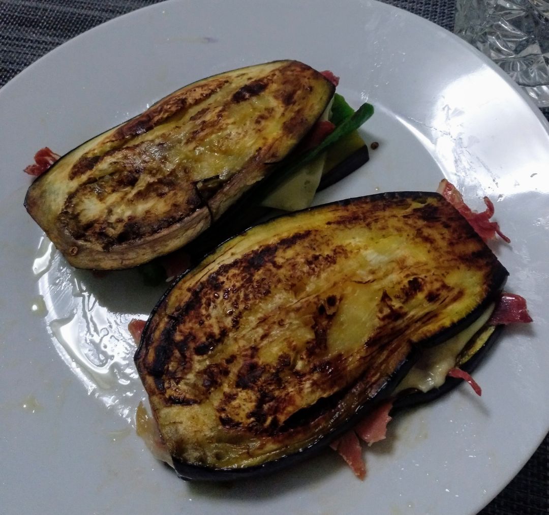 Sandwich de berenjena 🍆 Sandwich de berenjena 🍆