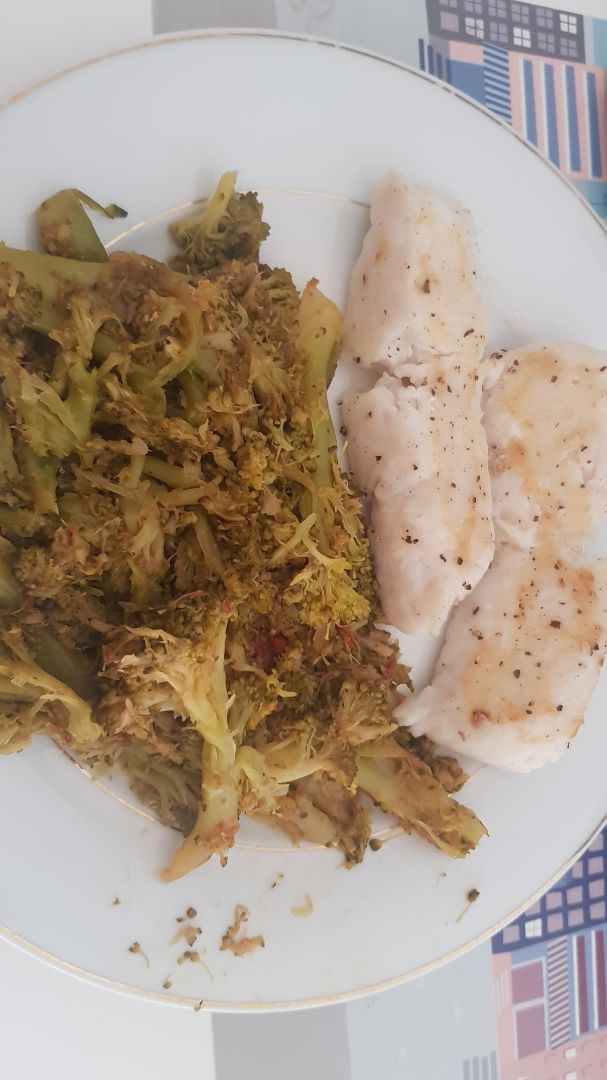 Br贸coli salteado con tomate y ajo 馃崊 Br贸coli salteado con tomate y ajo 馃崊