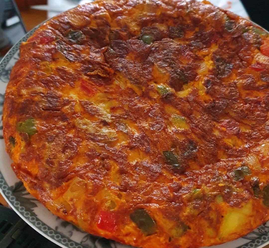 Tortilla de calabacín y chorizo