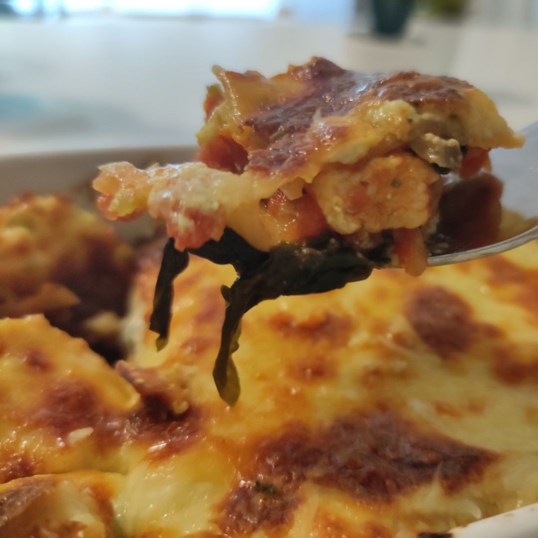 LASAÑA DE VERDURAS Y POLLO CON BECHAMEL DE CALABACIN LASAÑA DE VERDURAS Y POLLO CON BECHAMEL DE CALABACIN