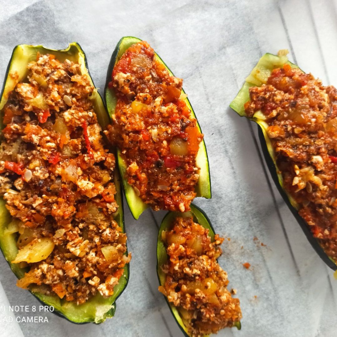 ¡Barquitos de Bolognesa gratinados! 🍆⛵ Paso 4 ¡Barquitos de Bolognesa gratinados! 🍆⛵ Paso 4