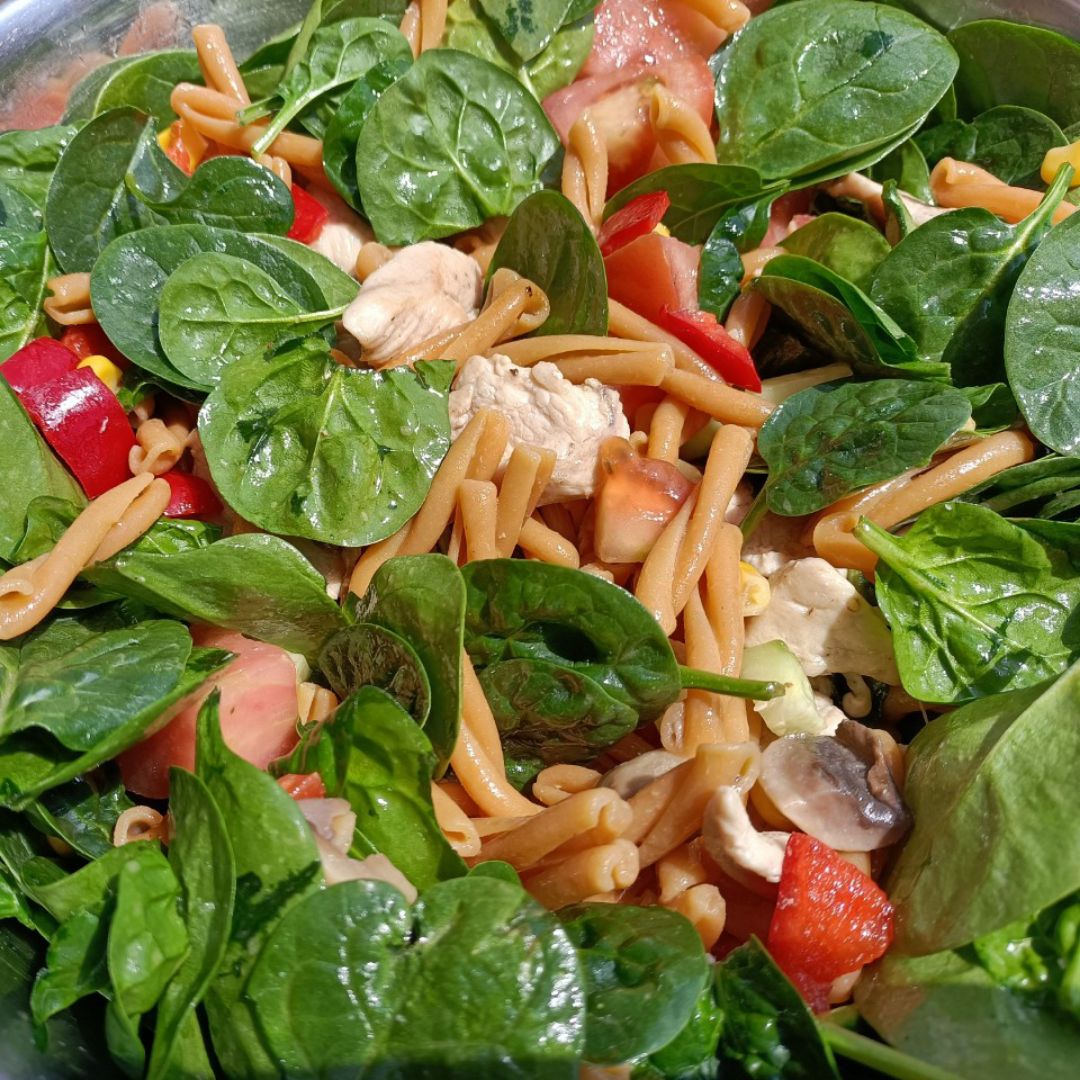 ENSALADA TEMPLADA DE PASTA DE LEGUMBRES ENSALADA TEMPLADA DE PASTA DE LEGUMBRES