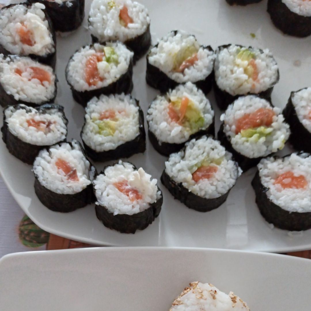Sushi casero Sushi casero