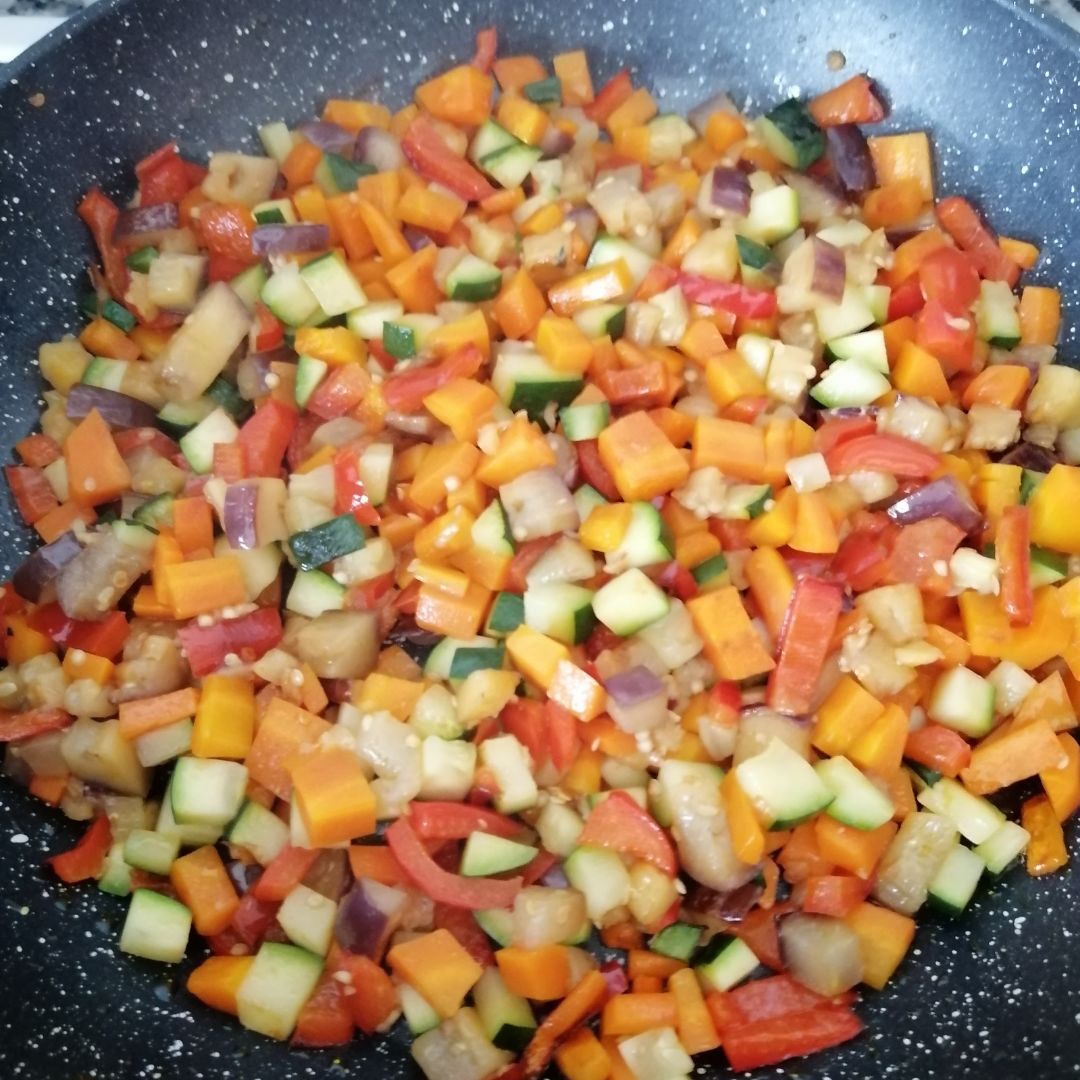 Garbanzos con pisto de pollo Paso 0 Garbanzos con pisto de pollo Paso 0