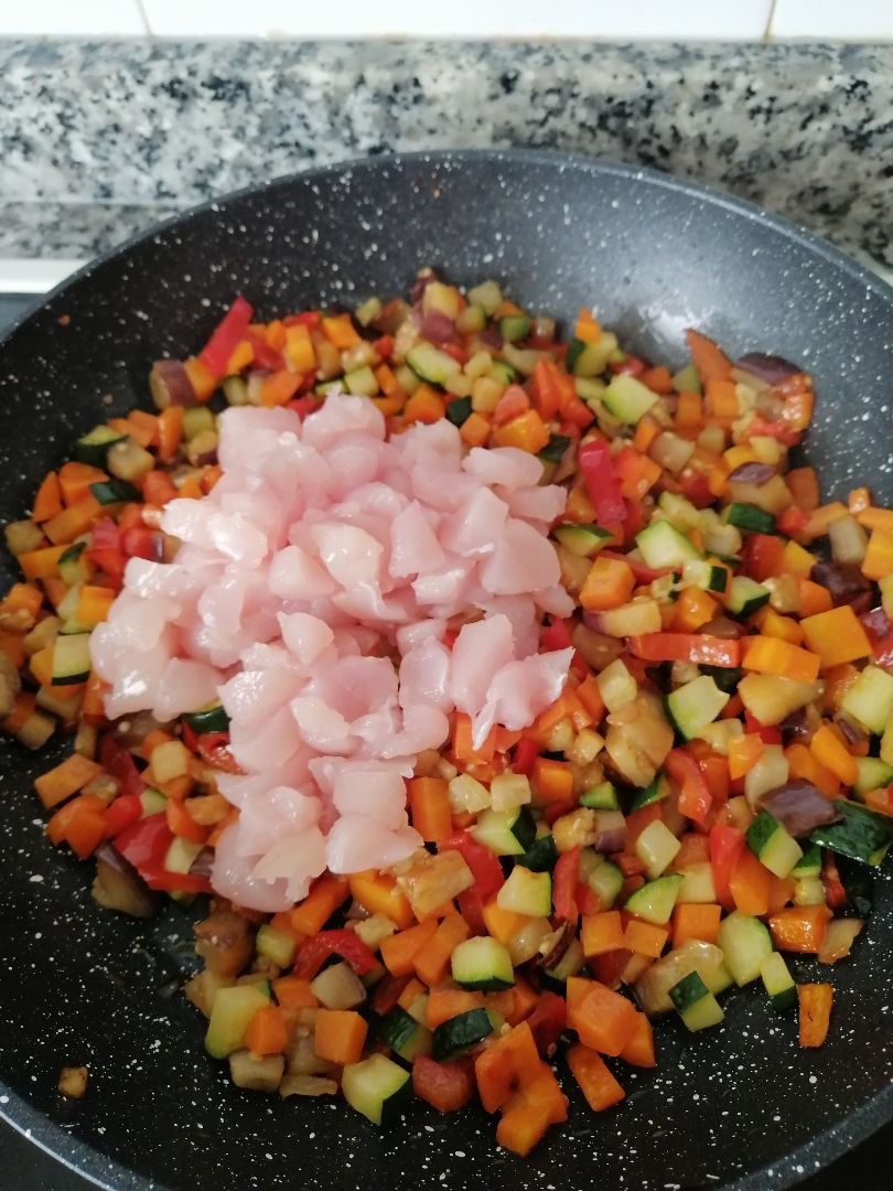 Garbanzos con pisto de pollo Paso 1 Garbanzos con pisto de pollo Paso 1
