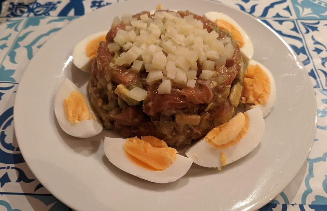 Tartar de salmón Tartar de salmón