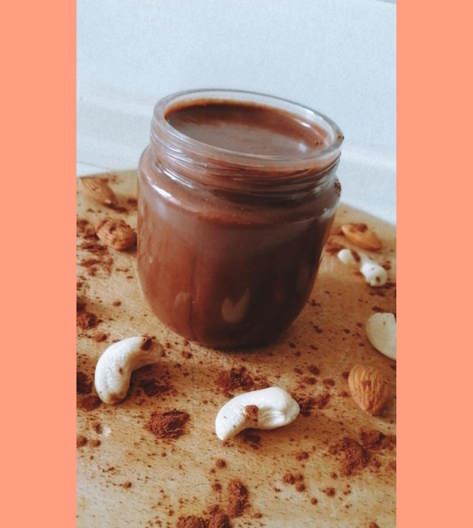 "NOCILLA" CON CREMA DE ANACARDOS Y ALMENDRAS. "NOCILLA" CON CREMA DE ANACARDOS Y ALMENDRAS.