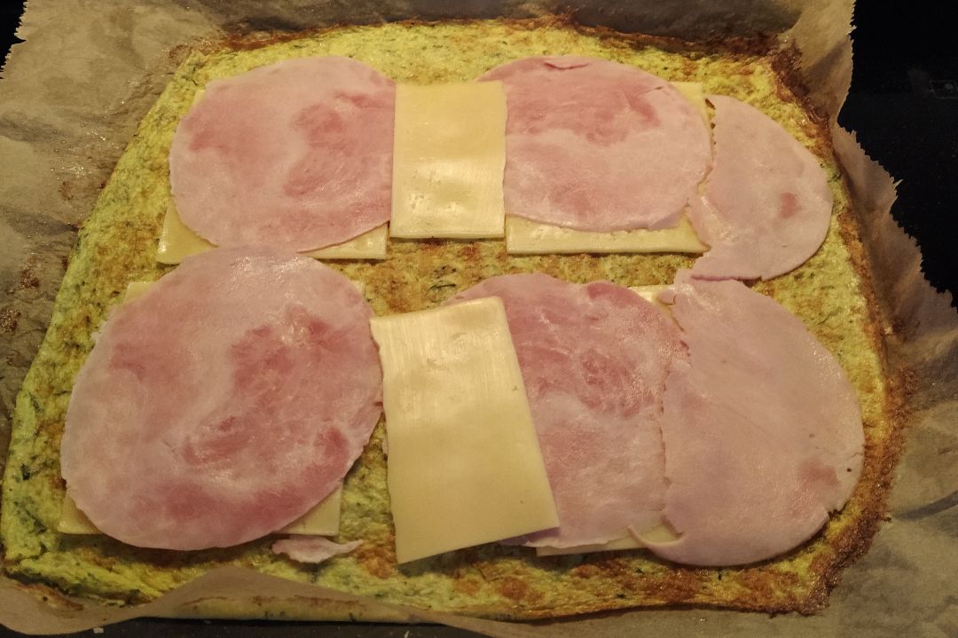 Pionono de calabacín relleno de jamón y queso Paso 4 Pionono de calabacín relleno de jamón y queso Paso 4