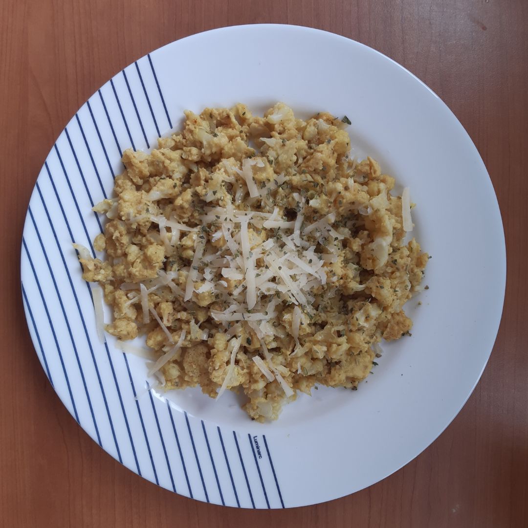 Huevos revueltos con coliflor Huevos revueltos con coliflor