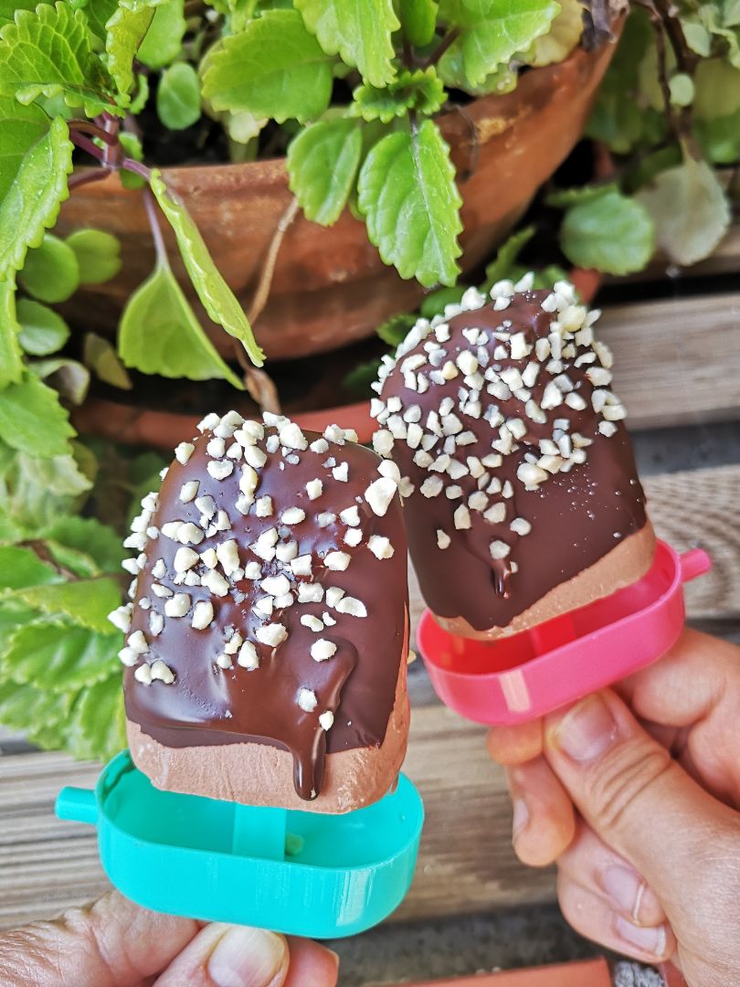 POLOS DE CHOCOLATE CREMOSO POLOS DE CHOCOLATE CREMOSO