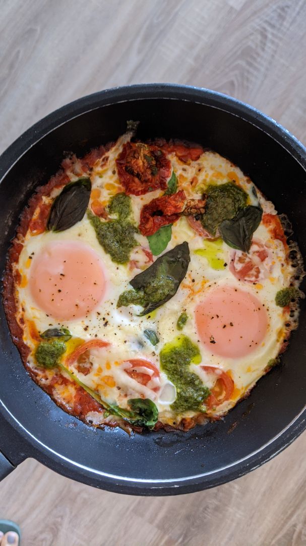 Huevos al Pesto Huevos al Pesto