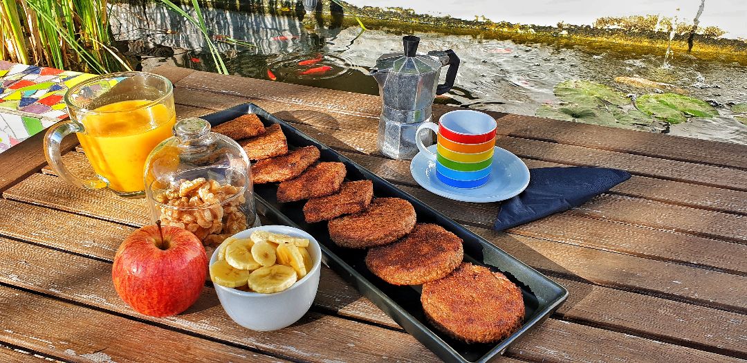 Galletas de avena, manzana y plátano.