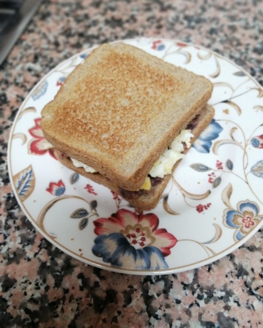 Sandwich de frijoles y huevo Paso 0 Sandwich de frijoles y huevo Paso 0