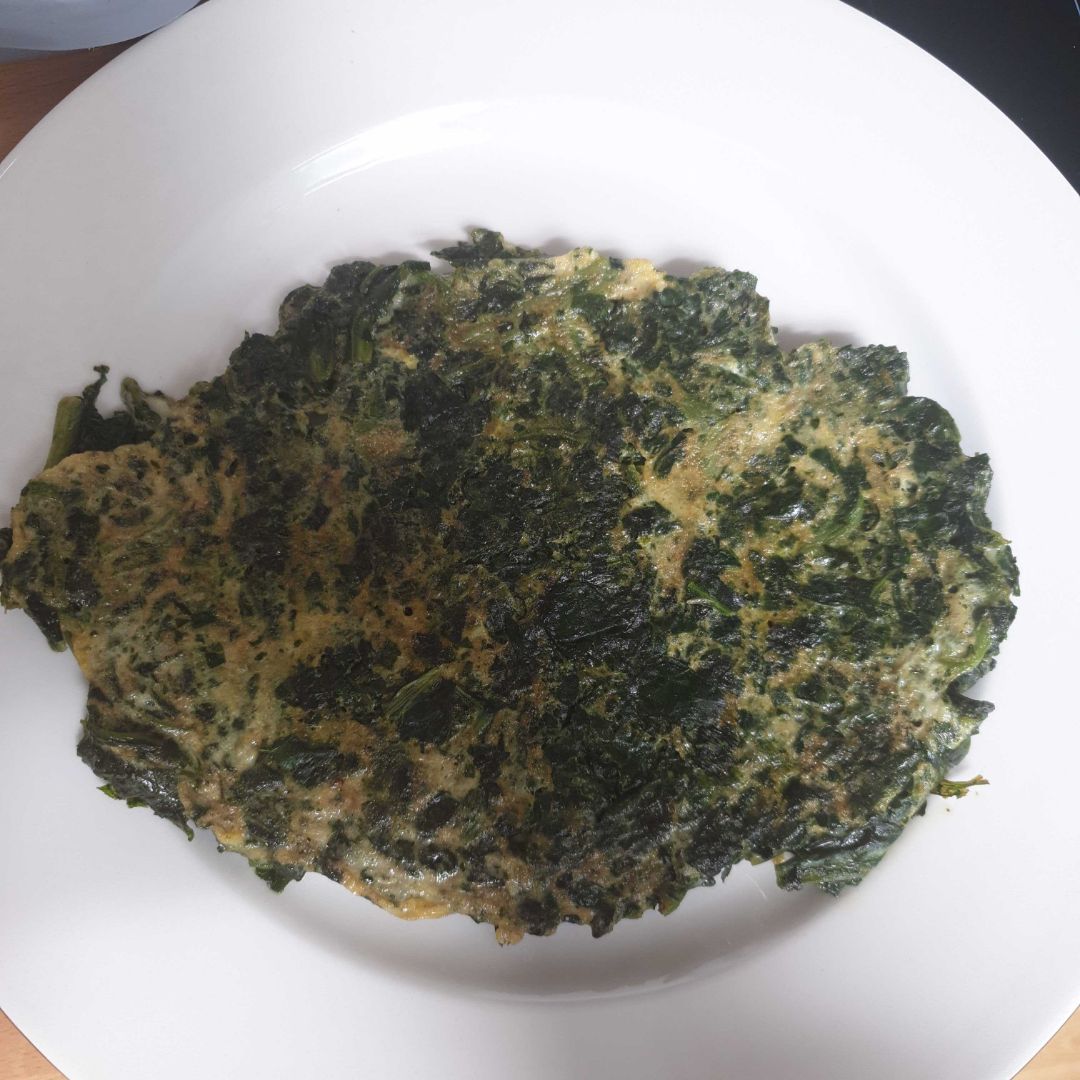 Tortilla de espinacas al ajillo Tortilla de espinacas al ajillo