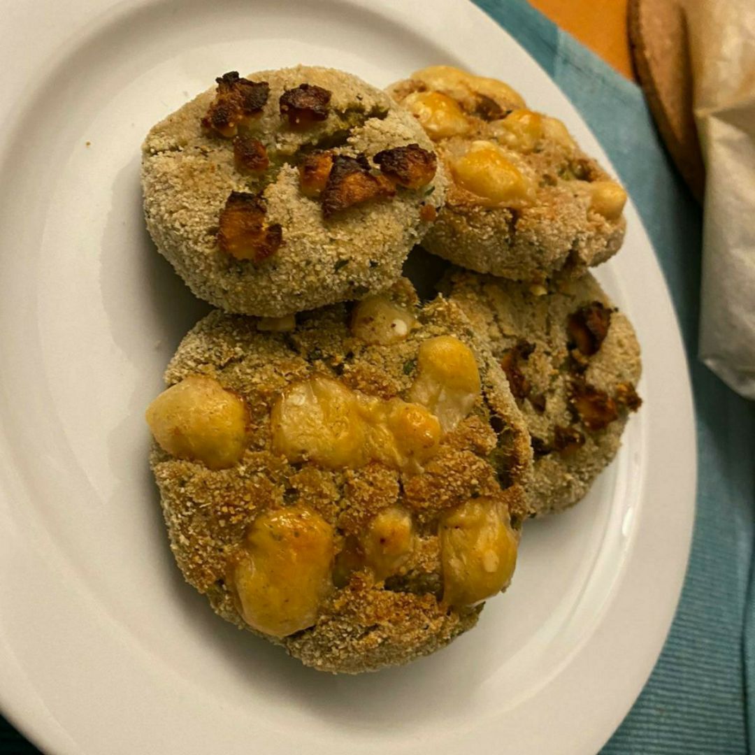 "Croquegalletas" de brócoli, papa y queso 🧀 Paso 10 "Croquegalletas" de brócoli, papa y queso 🧀 Paso 10