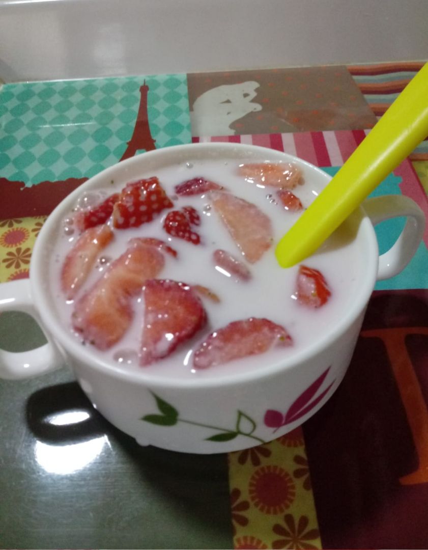 Fresas con leche Fresas con leche