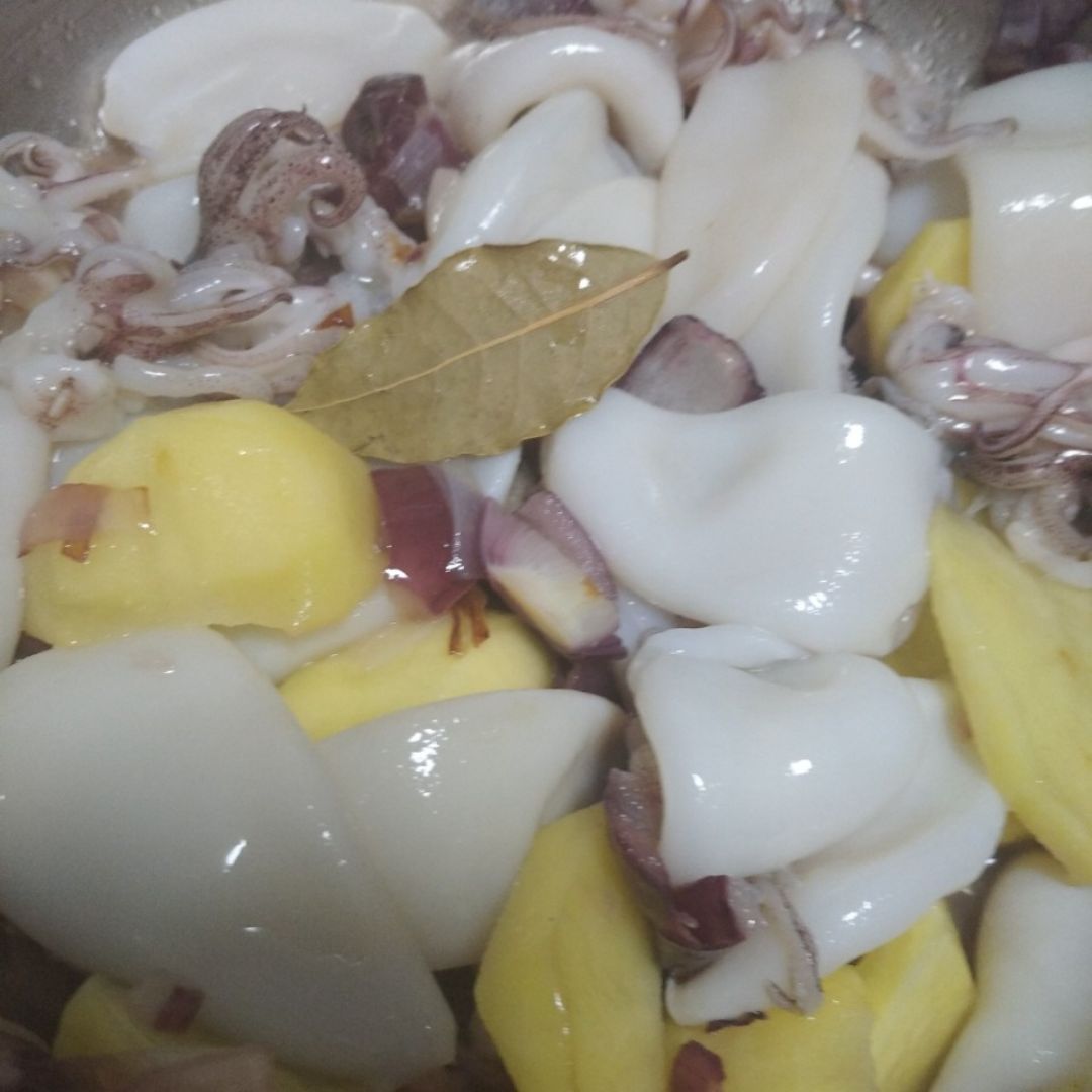Calamares con guisantes Paso 2 Calamares con guisantes Paso 2