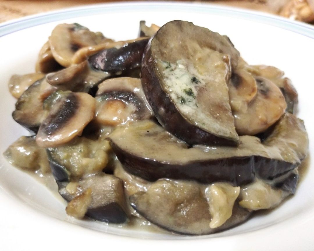 Berenjena al roquefort Berenjena al roquefort