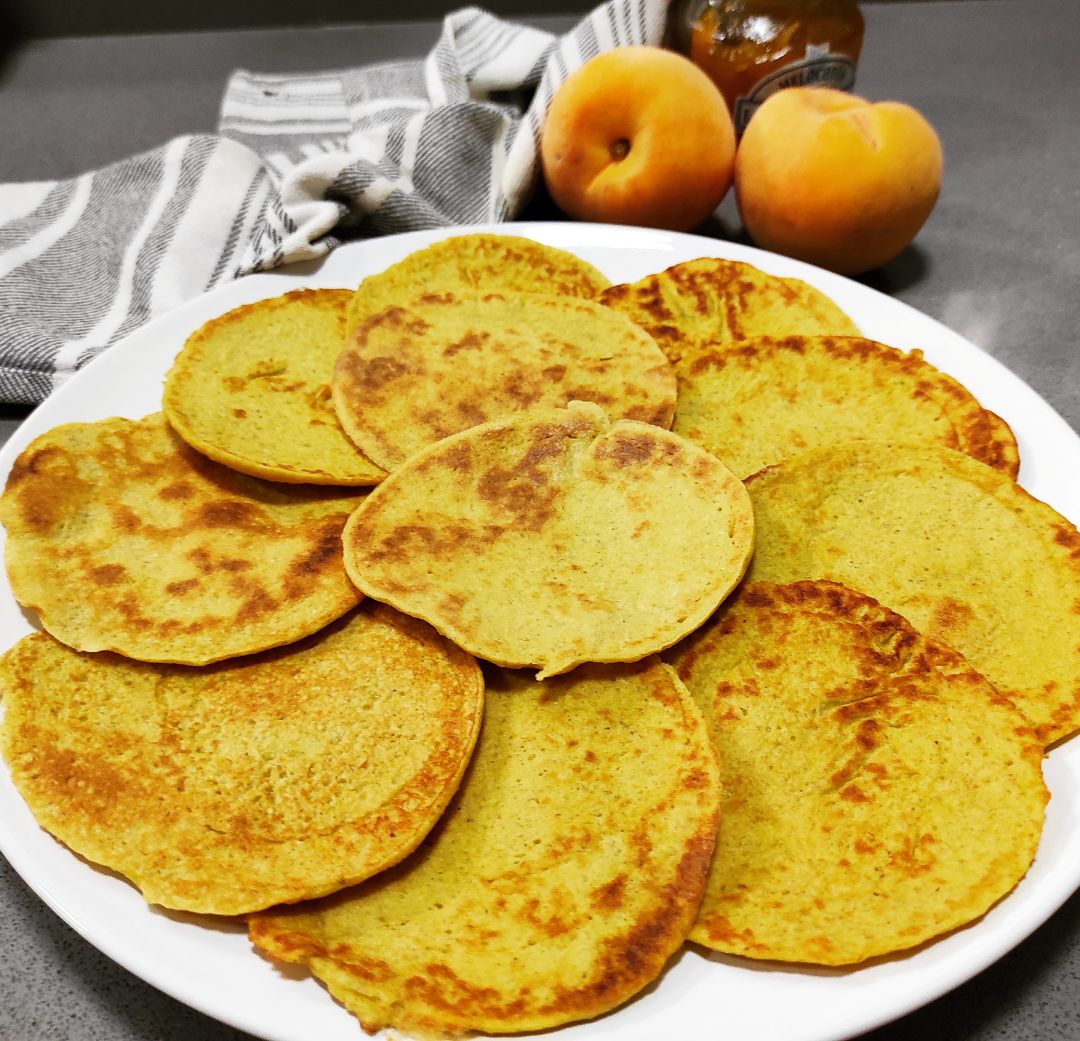 Tortitas/panqueques de avena y melocotón Tortitas/panqueques de avena y melocotón