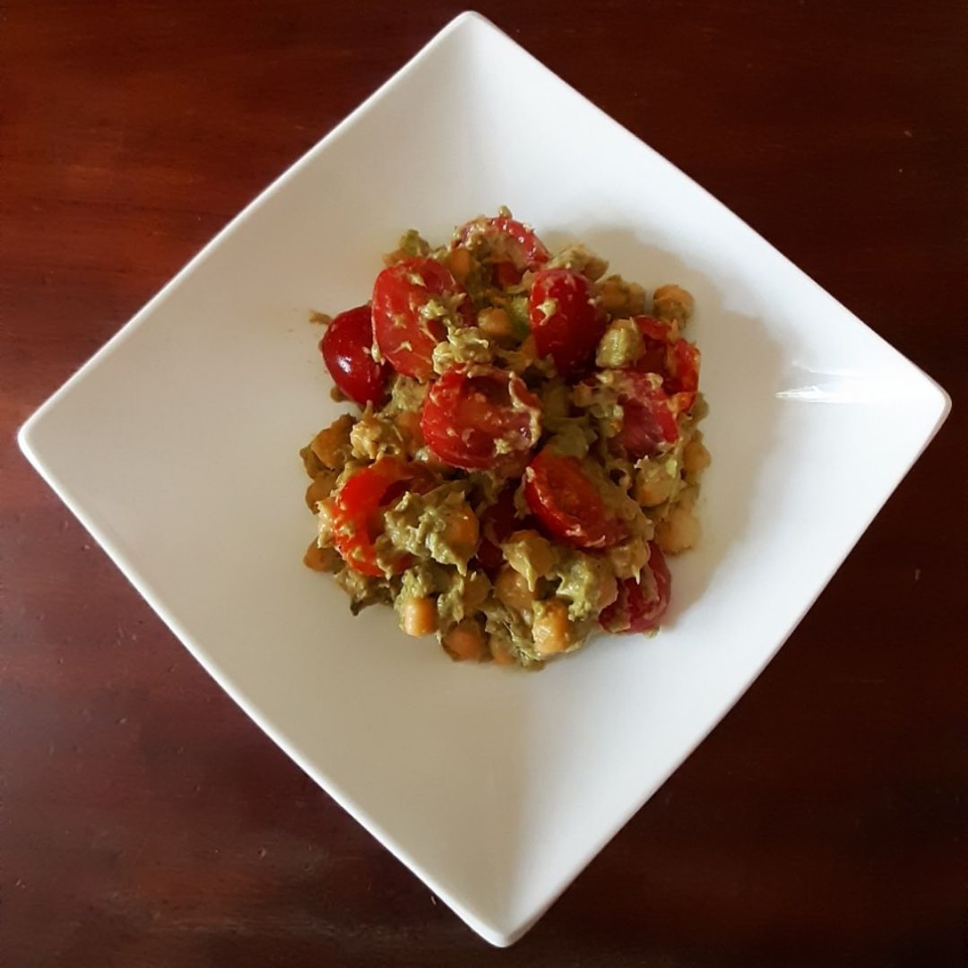 Ensalada de garbanzos. Ensalada de garbanzos.