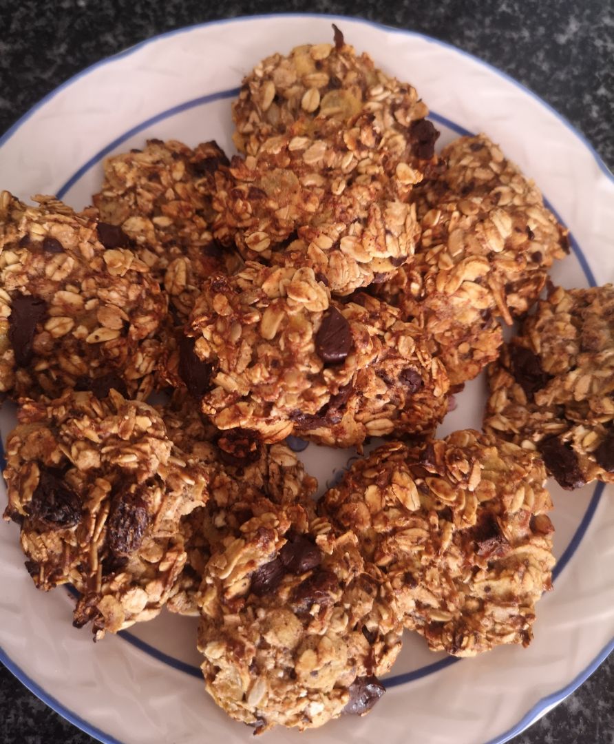 Galletitas de muesli, 🍌 y 🍫 Galletitas de muesli, 🍌 y 🍫