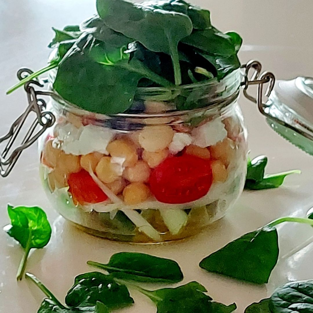 Ensalada de garbanzos en bote