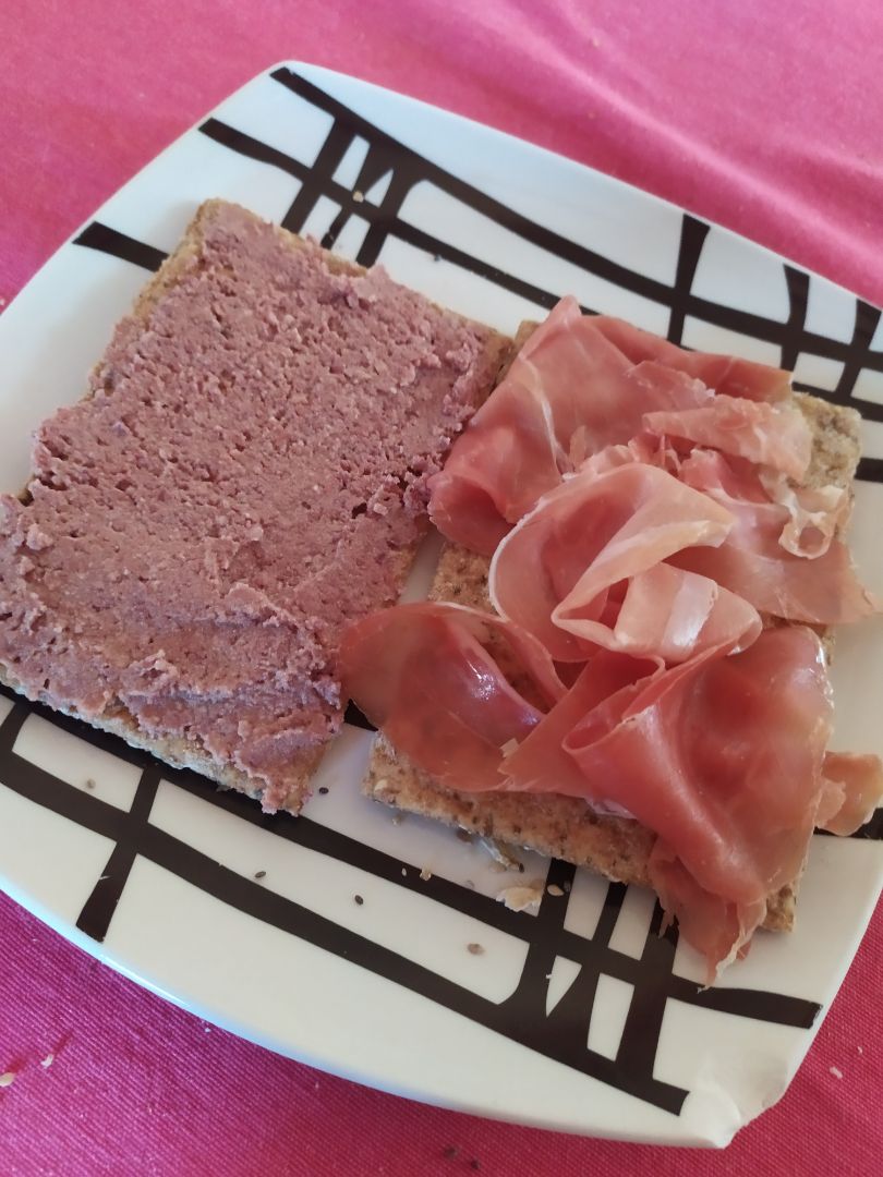 Tostadas de semillas con cosas
