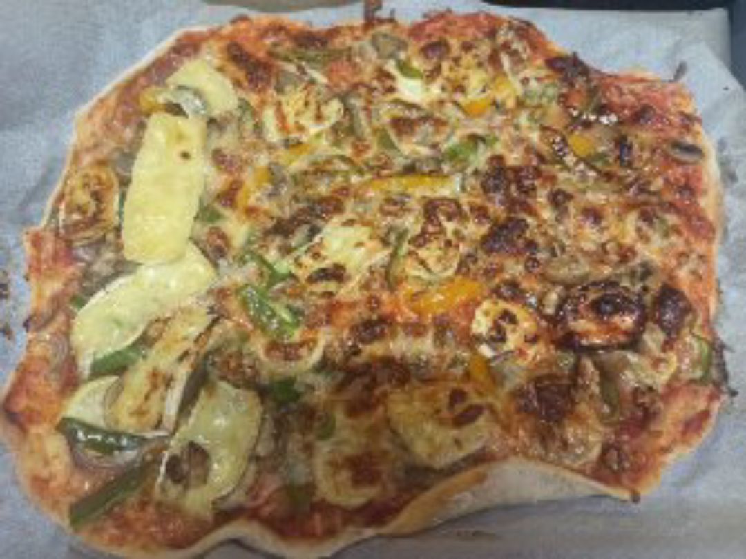Pizza vegetal con champiñones