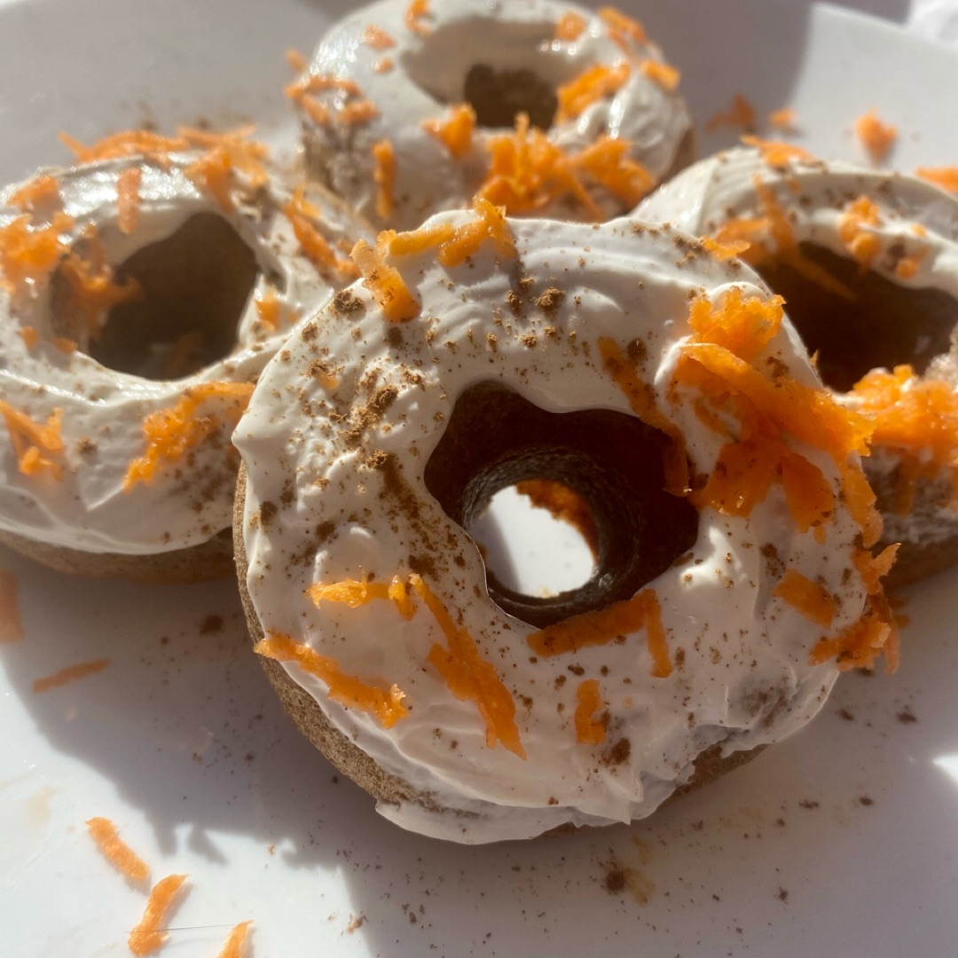 DONUTS CARROT CAKE 