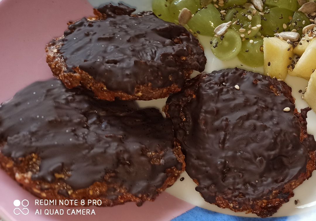 Galletas plátano y muesli con chocolate Galletas plátano y muesli con chocolate