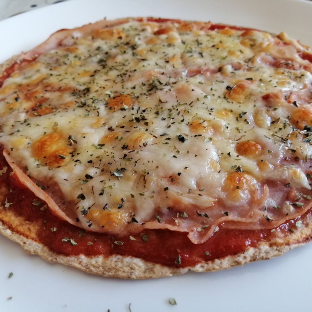 Pizza de tortita integral Pizza de tortita integral