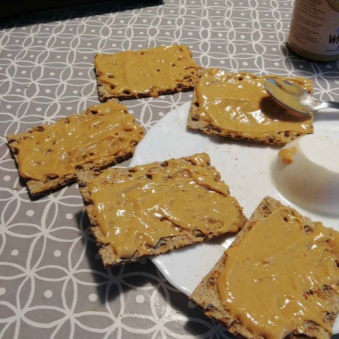 Tostadas con crema de cacahuete Tostadas con crema de cacahuete