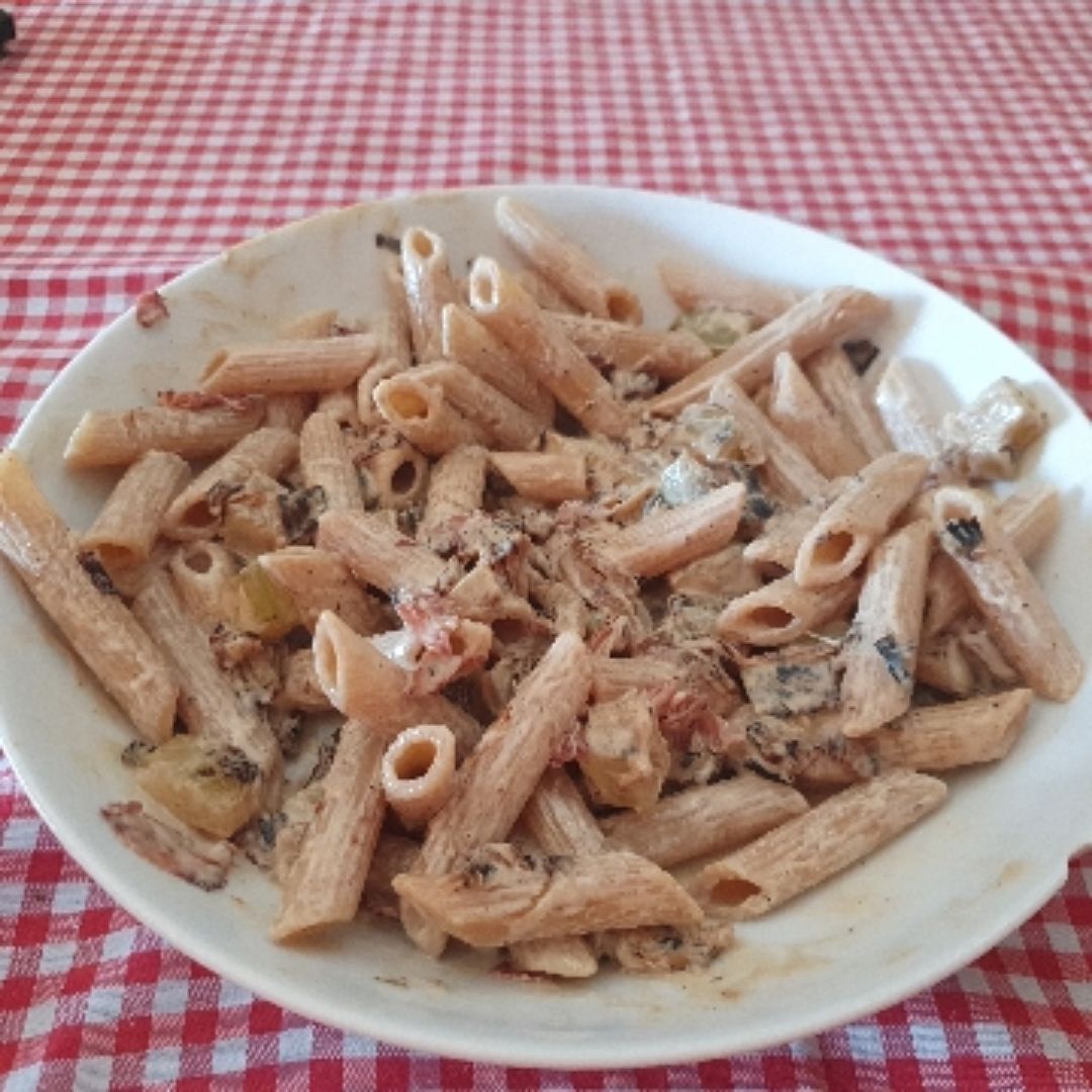 Pasta con nata Pasta con nata