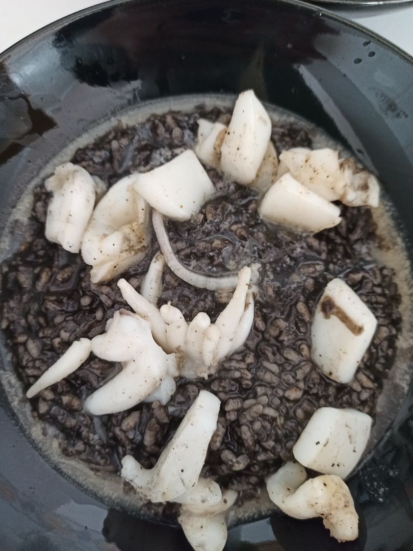 Arroz negro con sepia🍚🦑 Arroz negro con sepia🍚🦑