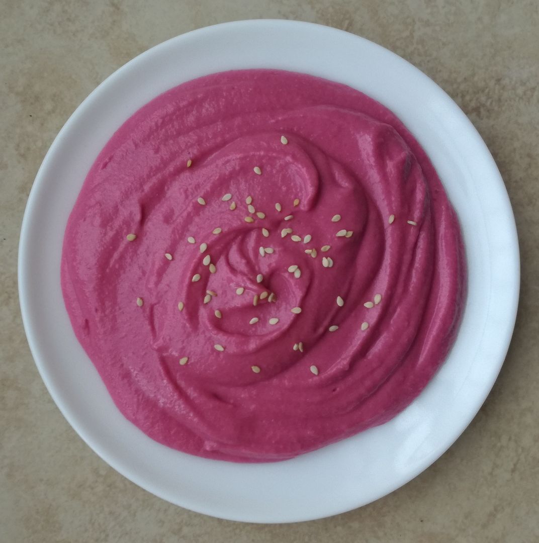 Hummus de alubias y remolacha Hummus de alubias y remolacha