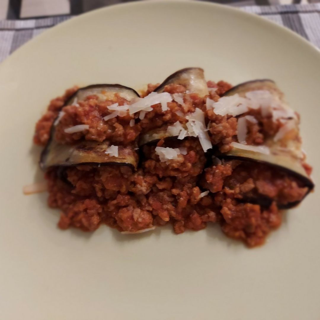 Canelones de berenjena y carne picada 😋 Canelones de berenjena y carne picada 😋