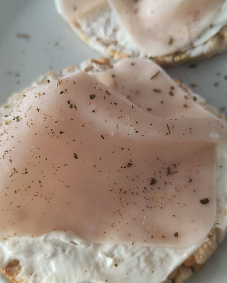 Tortitas de legumbres con pavo y queso