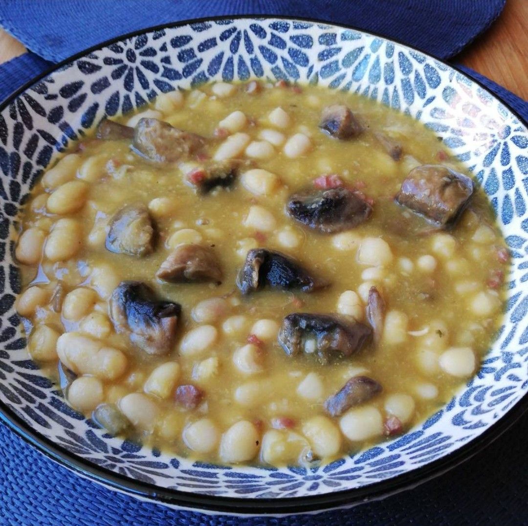 Judías blancas con champiñones Judías blancas con champiñones