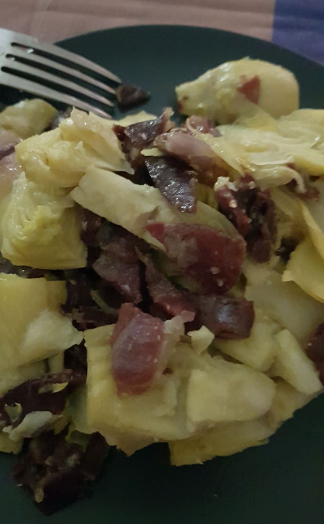 Alcachofas salteadas con jamon iberico Alcachofas salteadas con jamon iberico