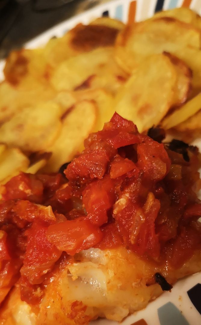 Bacalao con cebolla, ajo y tomate con patatas al horno Paso 5 Bacalao con cebolla, ajo y tomate con patatas al horno Paso 5