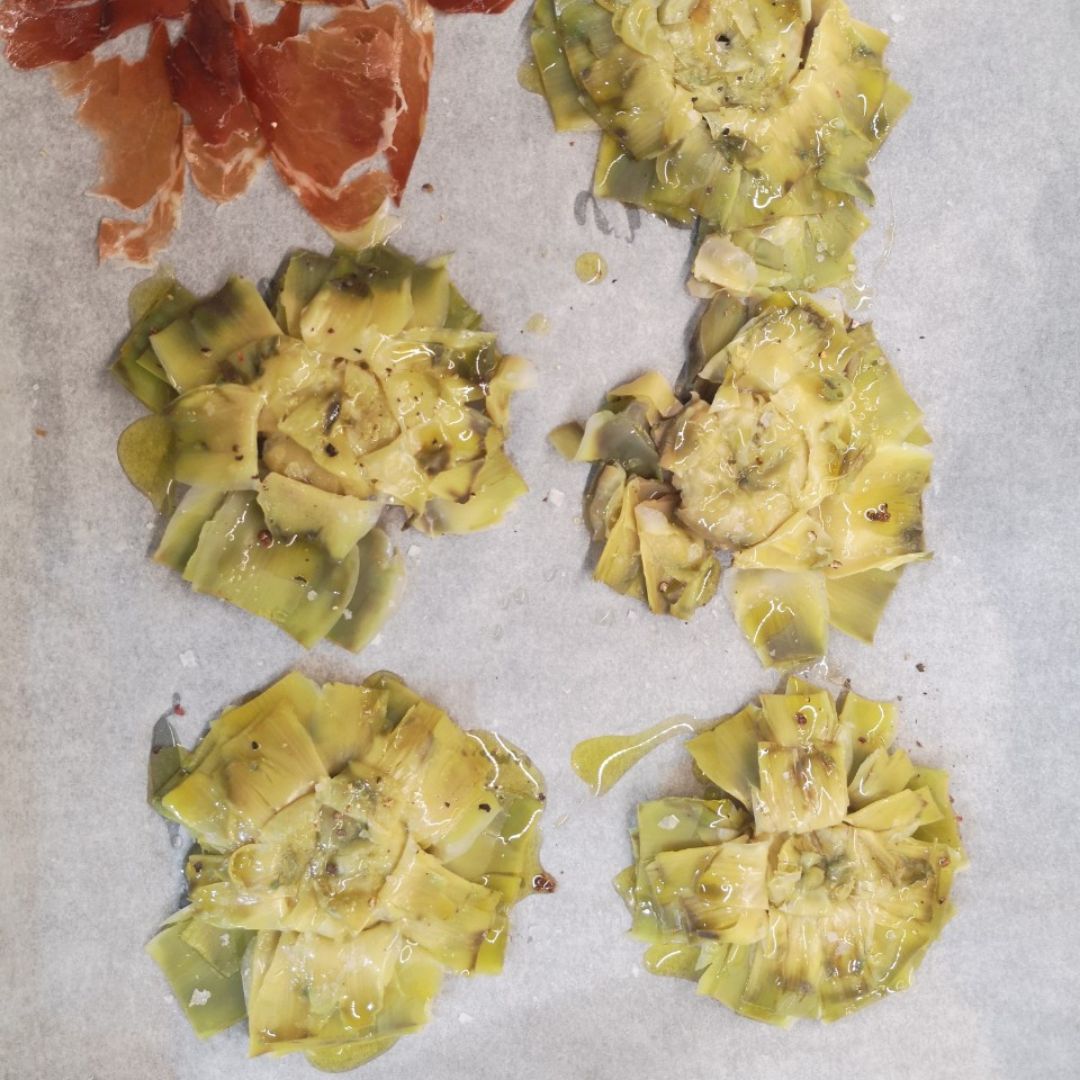 Flor de alcachofa con virutas de jamón Paso 6 Flor de alcachofa con virutas de jamón Paso 6