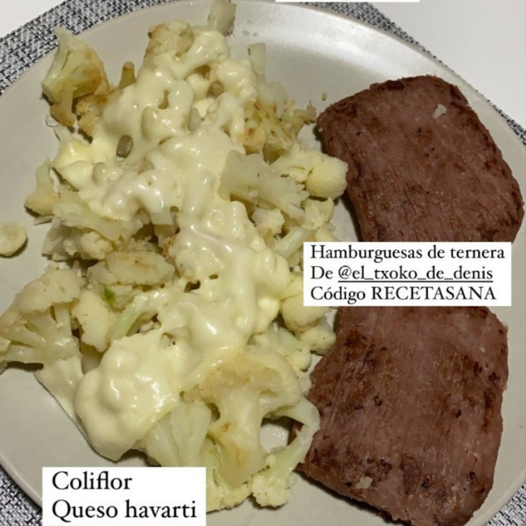 Hamburguesa y coliflor 